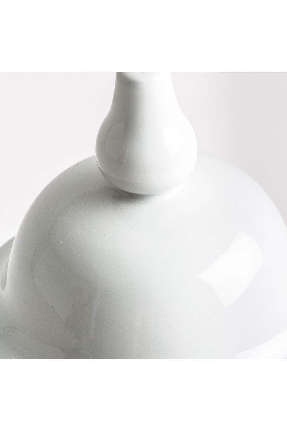White Ceramic Lidded Vase | Vical Home Elina | Oroa.com