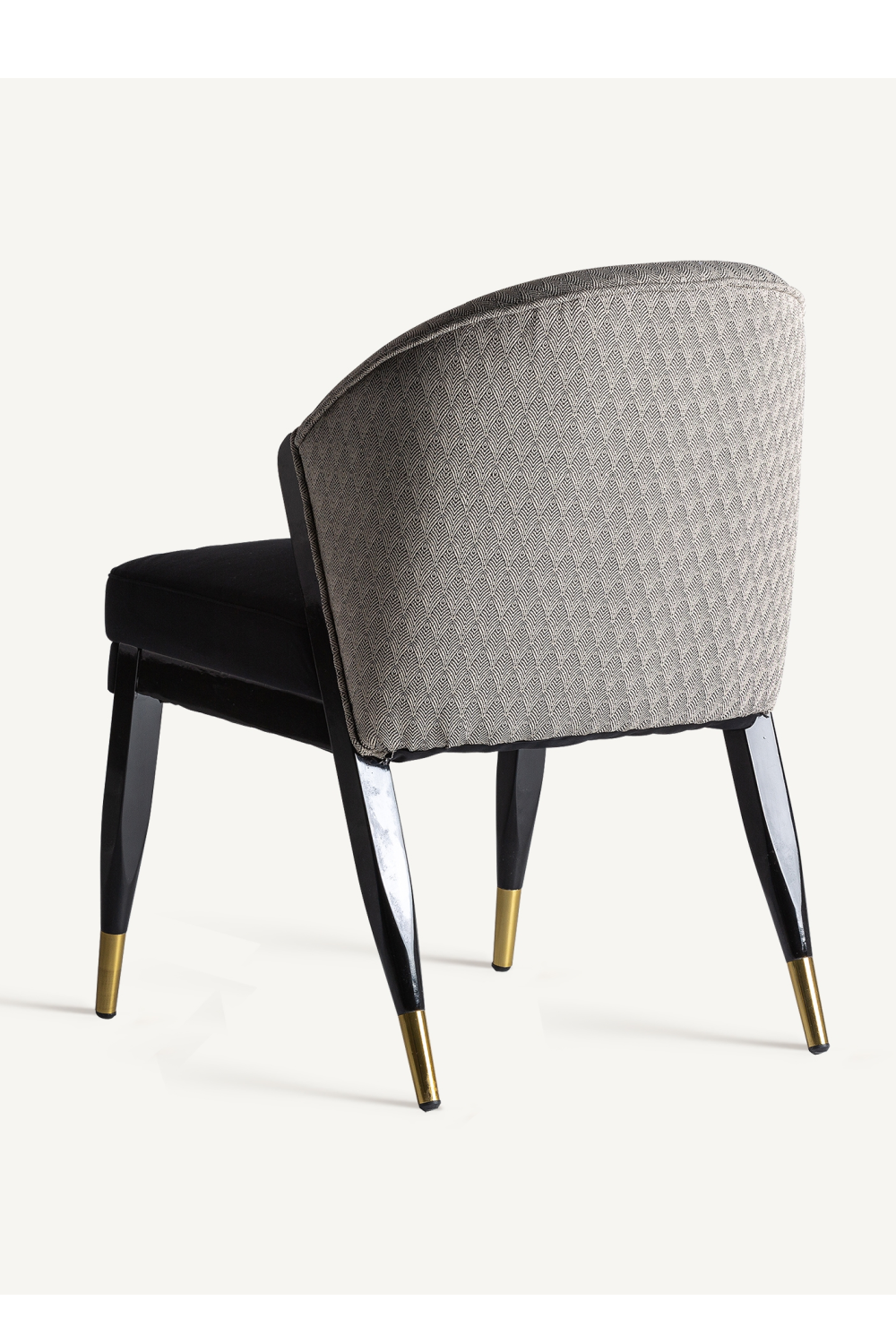 Black Velvet Accent Chair | Vical Home Trun | Oroa.com