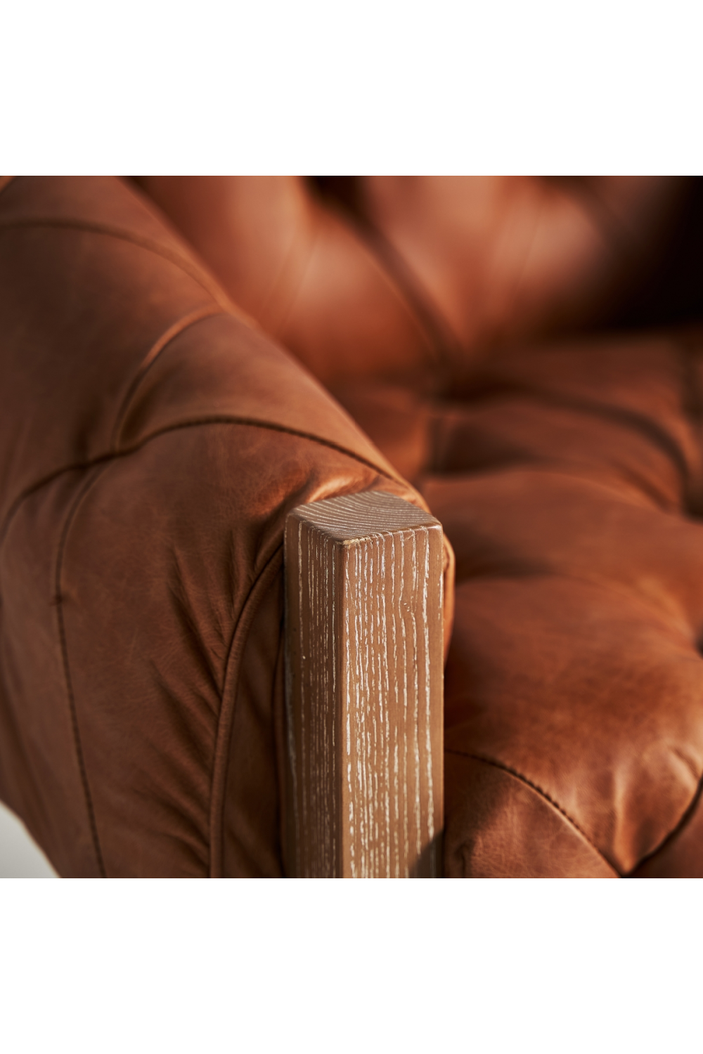 Tufted Brown Leather Armchair | Vical Home Glinsk | Oroa.com