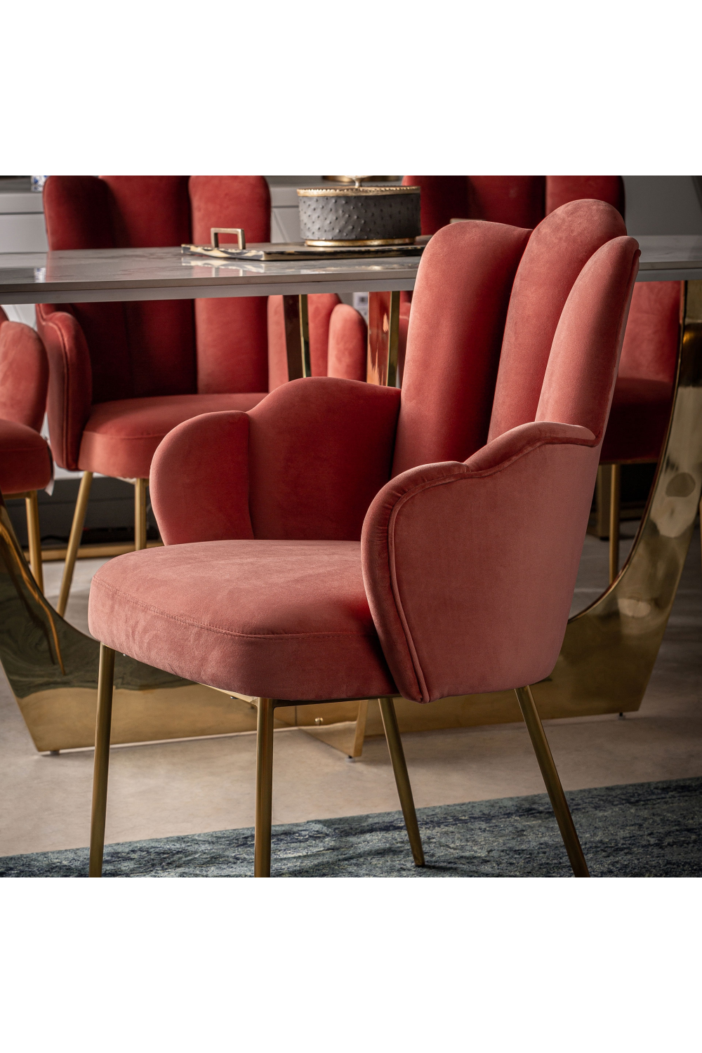 Pink Velvet Accent Chair | Vical Home Krupa | Oroa.com