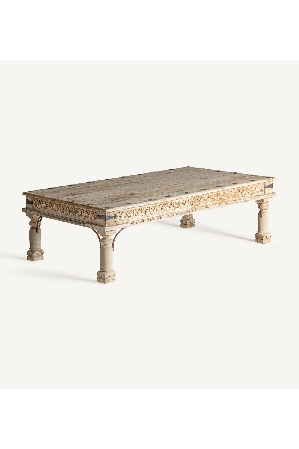 Oriental Carved Coffee Table | Vical Home Vouxell | Oroa.com