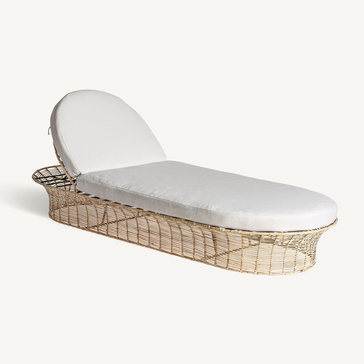   Cushioned Rattan Sun Lounger | Oroa.com