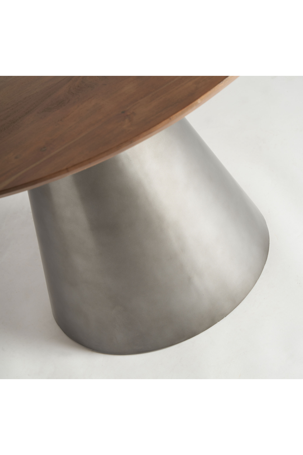 Silvern Conical Base Dining Table | Vical Home Bethon | Oroa.com