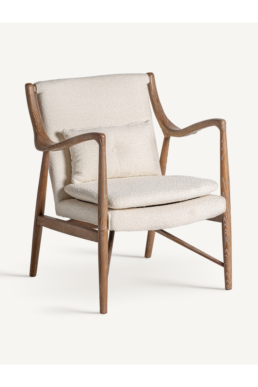 Ash Framed Bouclé Armchair | Vical Home Morbach | Oroa.com