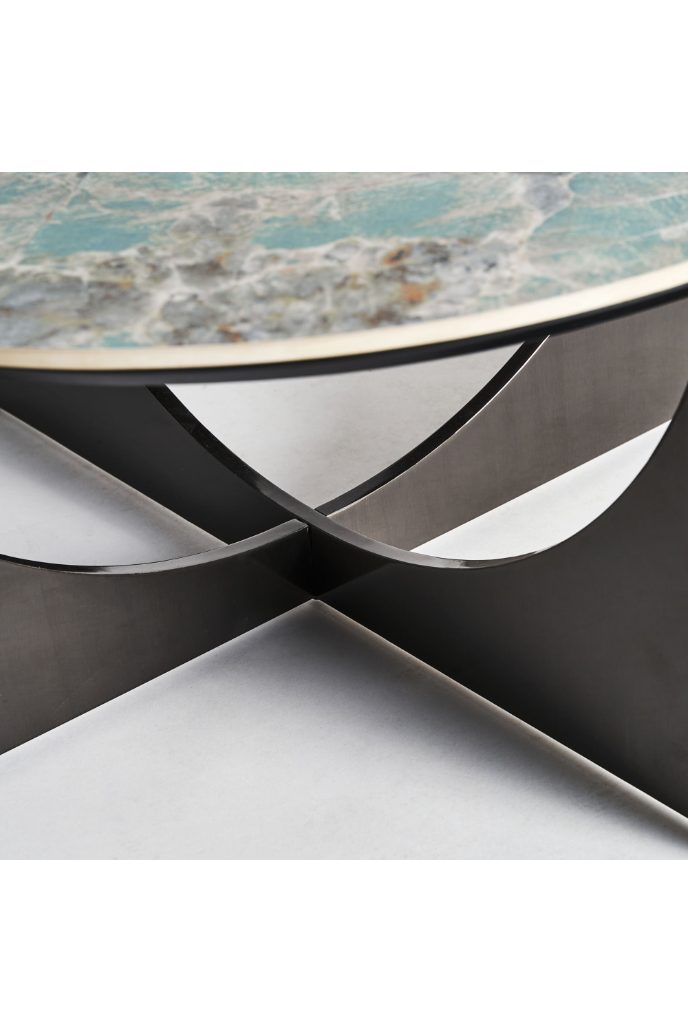 Criss-Cross Base Coffee Table | Vical Home Aheim | Oroa.com