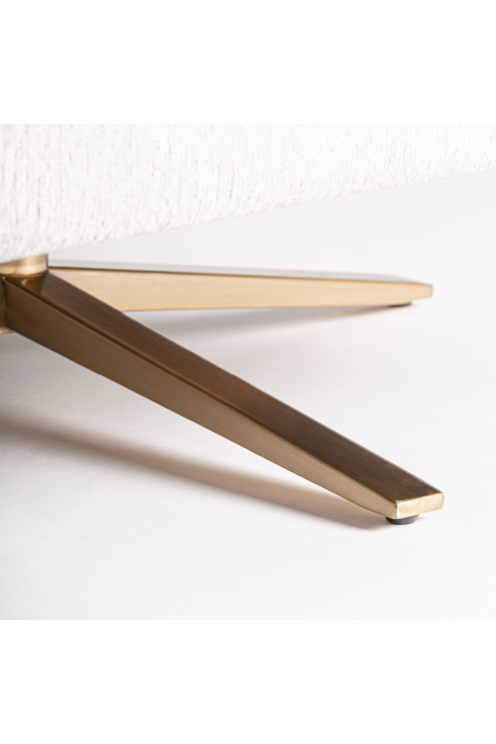 White Velvet Chunky Armchair | Vical Home Elise | Oroa.com