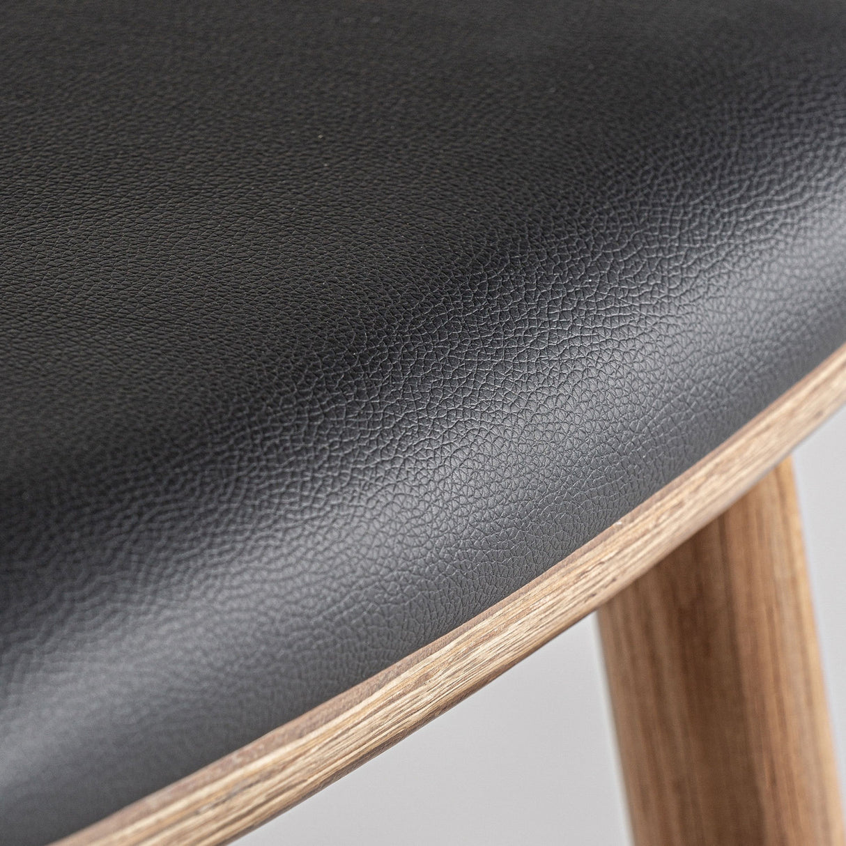   Black Leather Inspired Seat Stool | Oroa.com