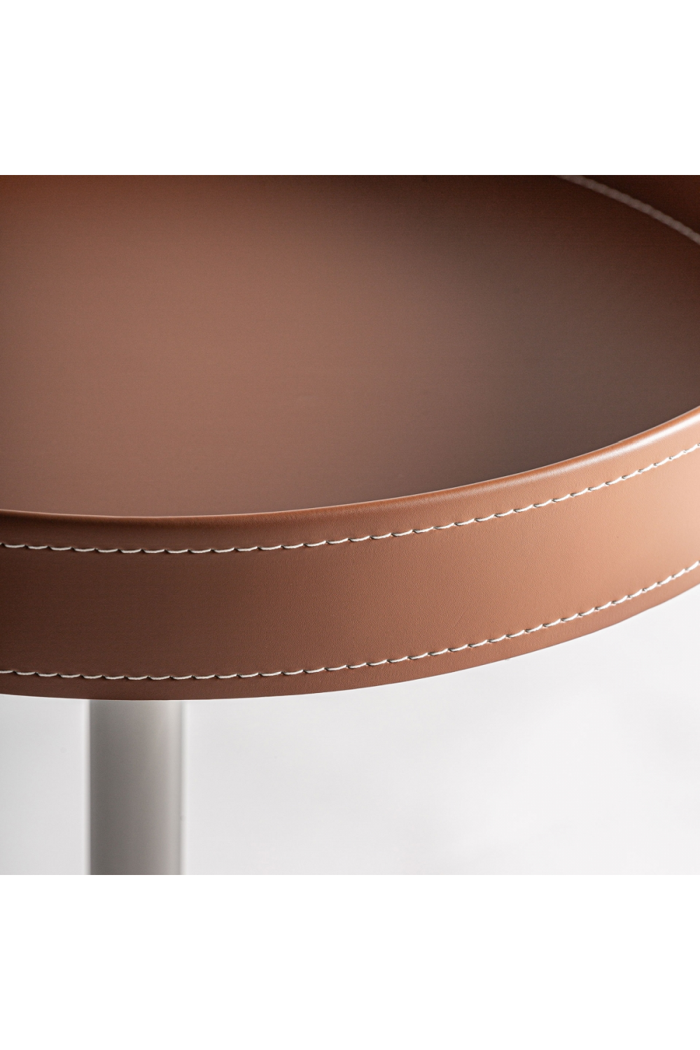 Brown Leather Side Table | Vical Home Geisingen | Oroa.com