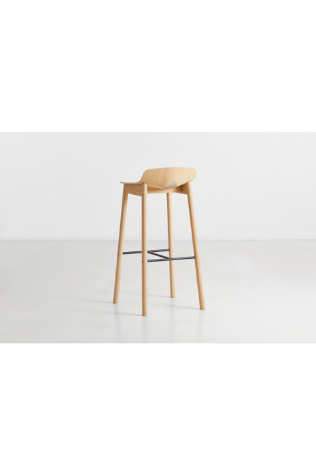   Classic Oak Bar Stool | Oroa.com