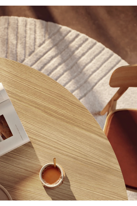 Round Pedestal Dining Table | WOUD Ludo | OROA.com