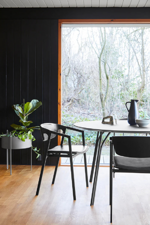 Minimalist Round Dining Table M | WOUD Tree | OROA.com
