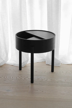 Contemporary Round Side Table | WOUD Arc | OROA.com