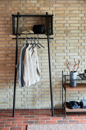 Oak Minimalist Wardrobe S | WOUD Töjbox | OROA.com