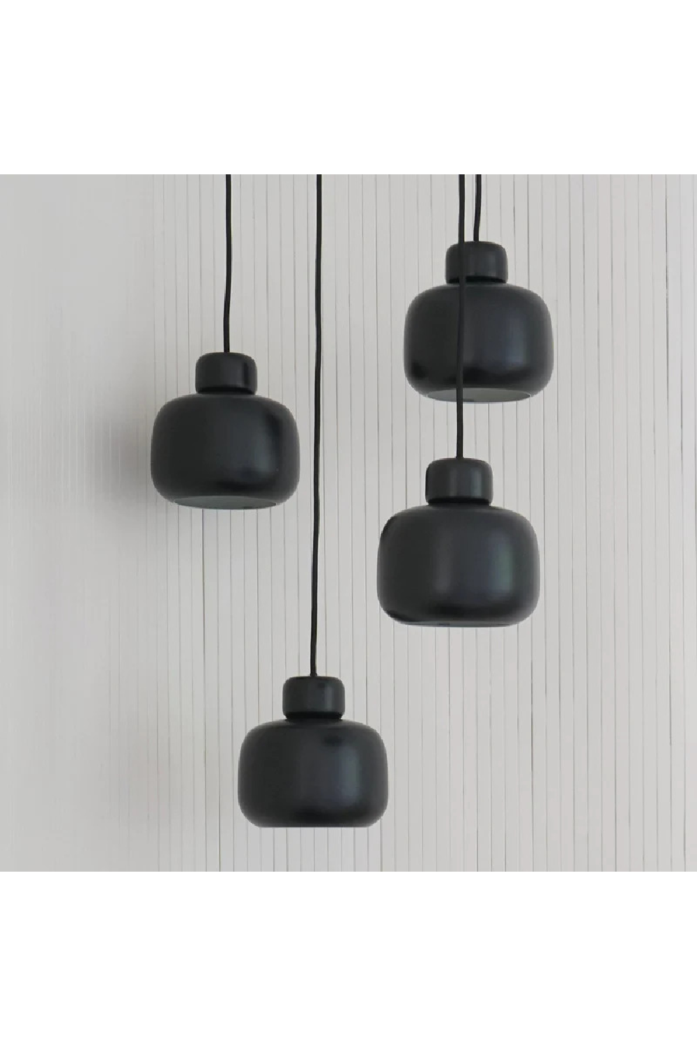 Modern Minimalist Pendant Lamp S | WOUD Stone | OROA.com