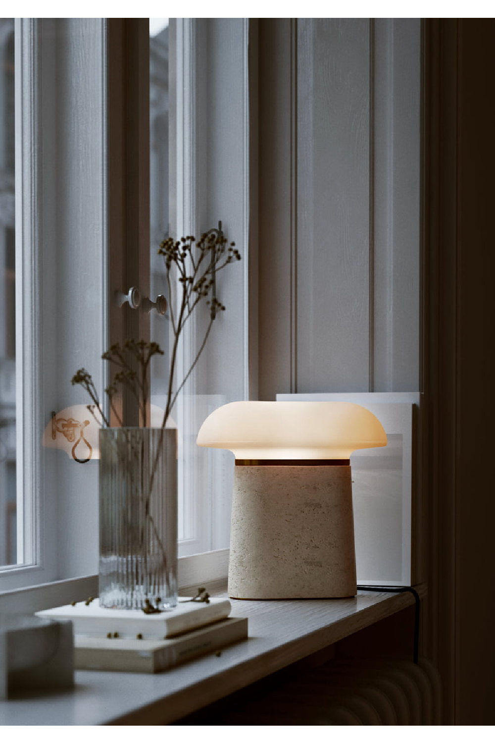 Glass Shade Table Lamp | WOUD Nova | OROA.com