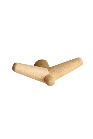 Oak Minimalist Hook M | WOUD Tail Wing | OROA.com