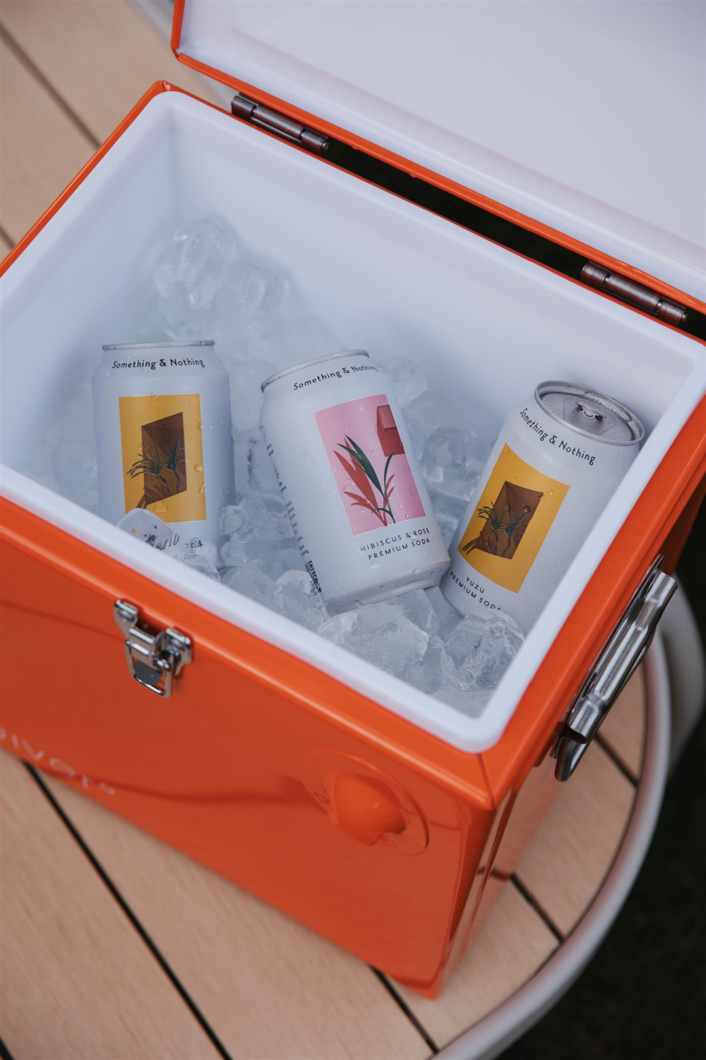 Insulated Cooler with Bottle Opener | Zuiver Cooler Be Cute | OROA.com