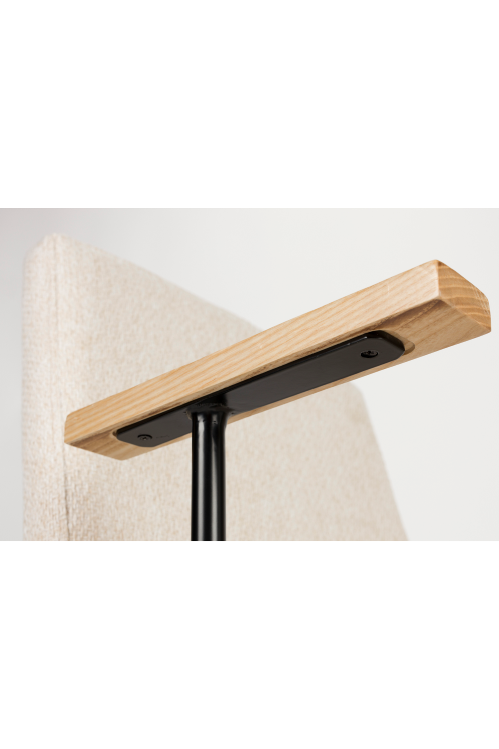 Minimalist Dining Chairs (2) | Zuiver Fellow | Oroa.com