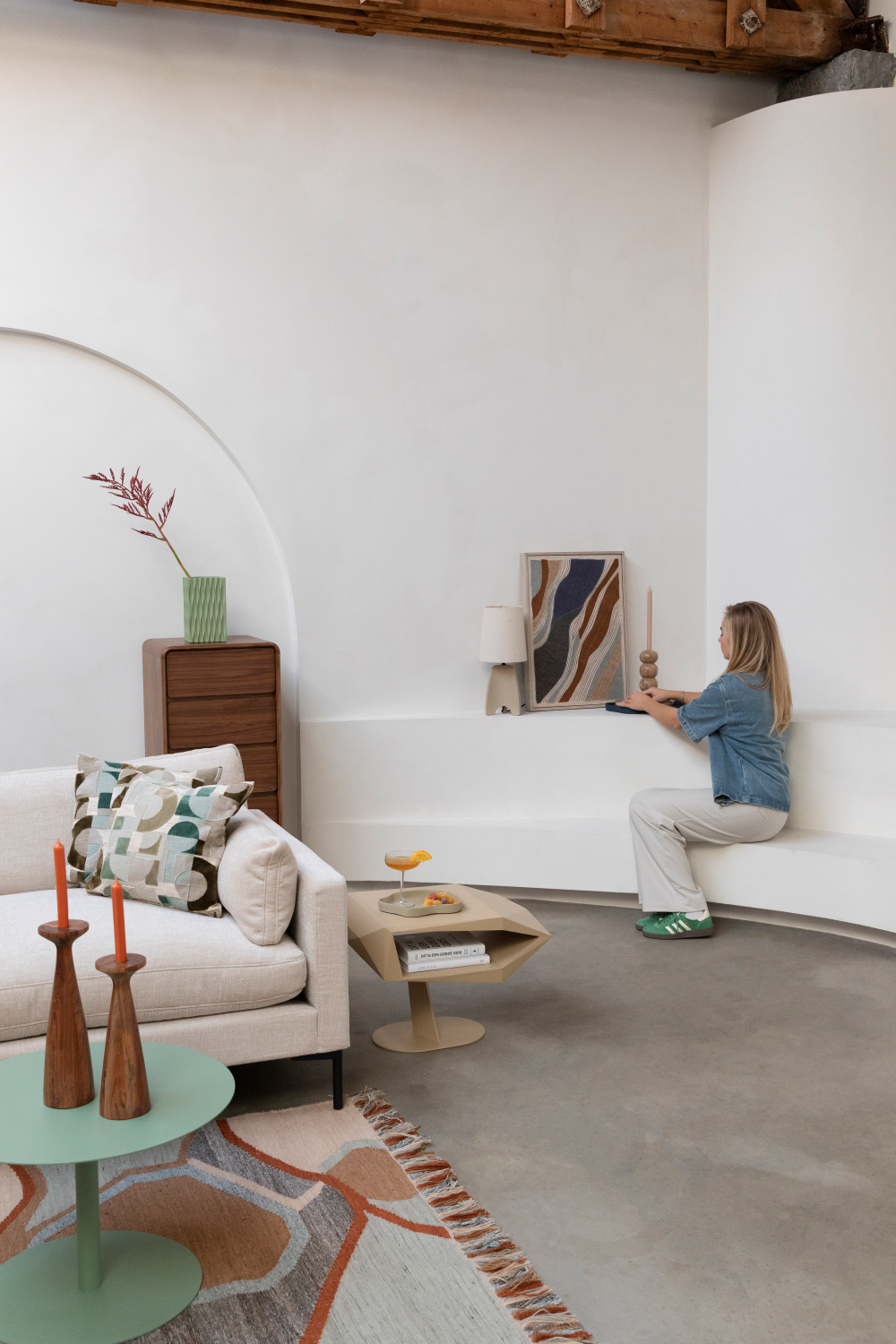 Modern Geometrical Side Table | Zuiver North | OROA.com