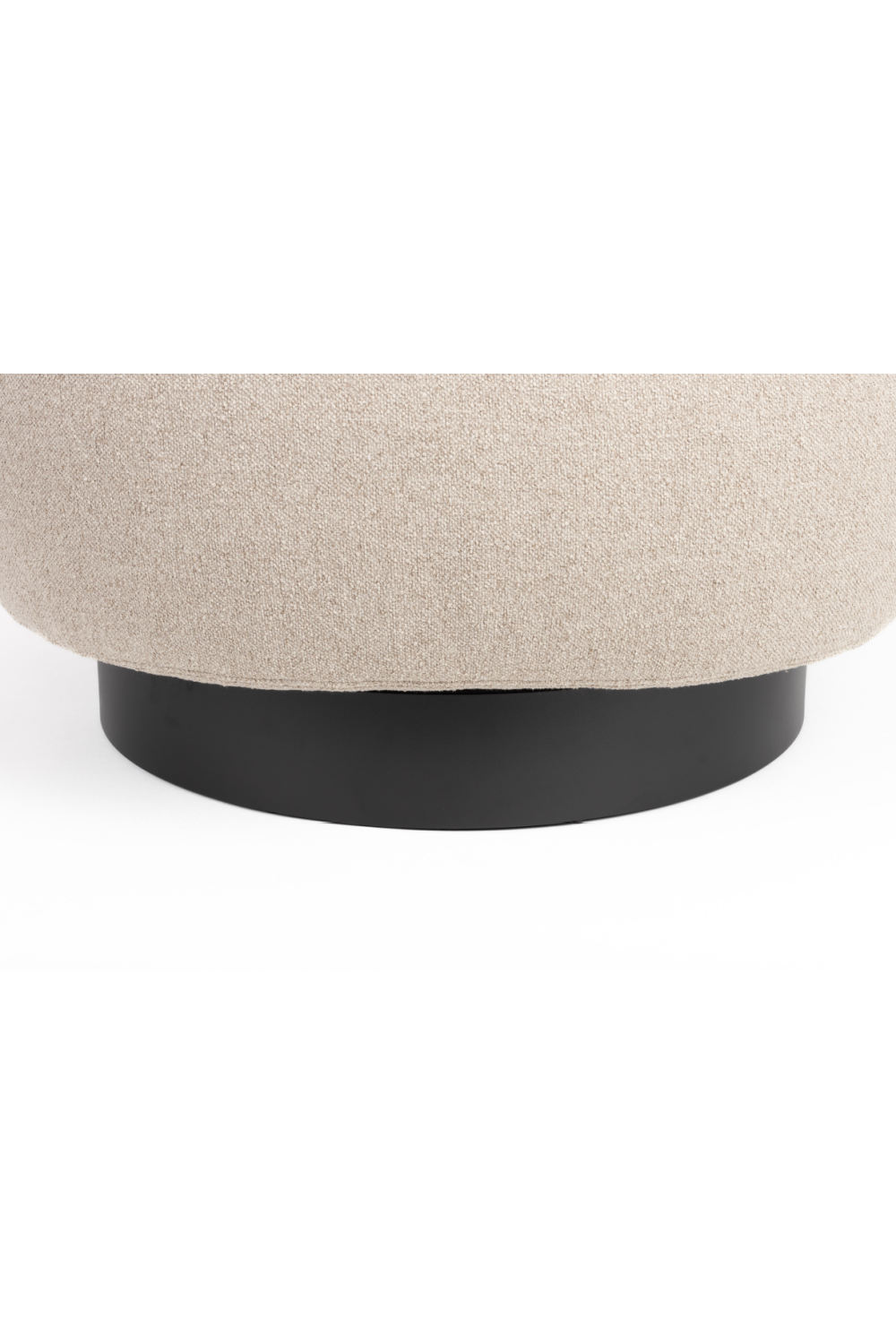 Arched Back Swivel Lounge Chair | Zuiver Eden | OROA.com