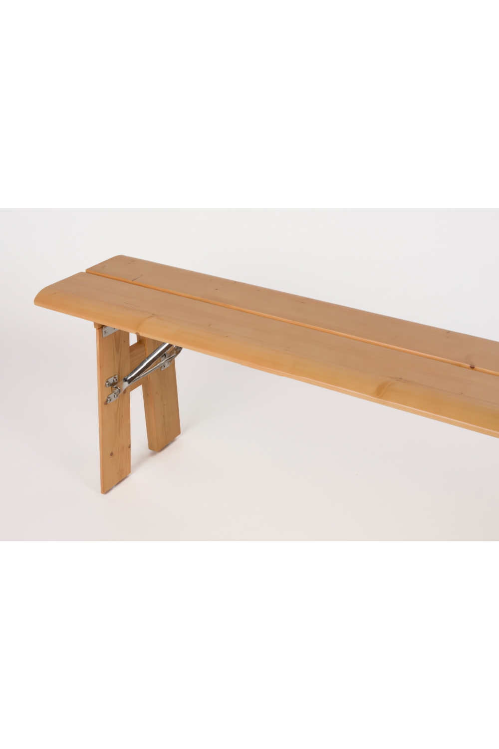Foldable Outdoor Bench | Zuiver Avenue | OROA.com