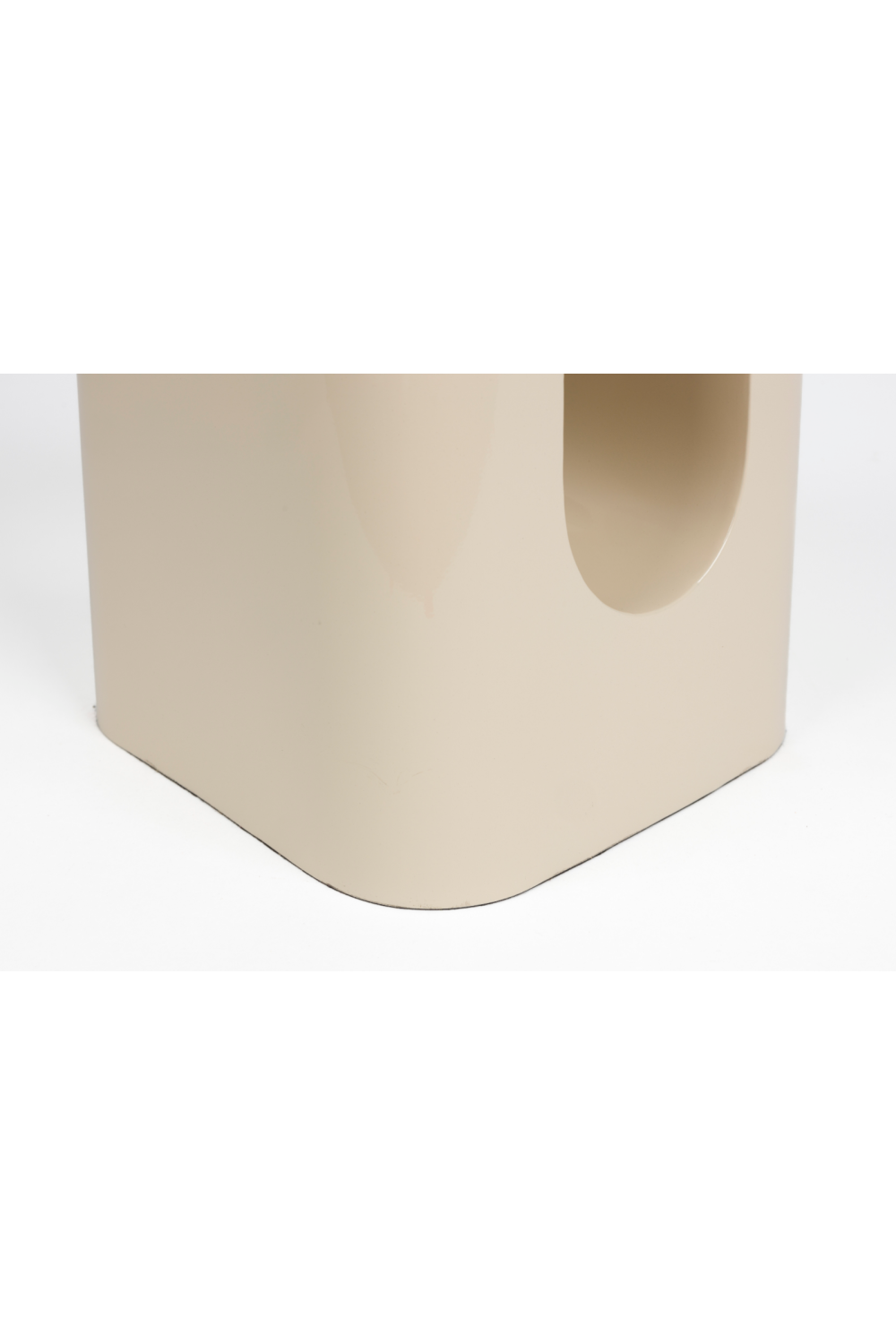 Cut-Out Painted Iron Stool | Zuiver Creek | Oroa.com