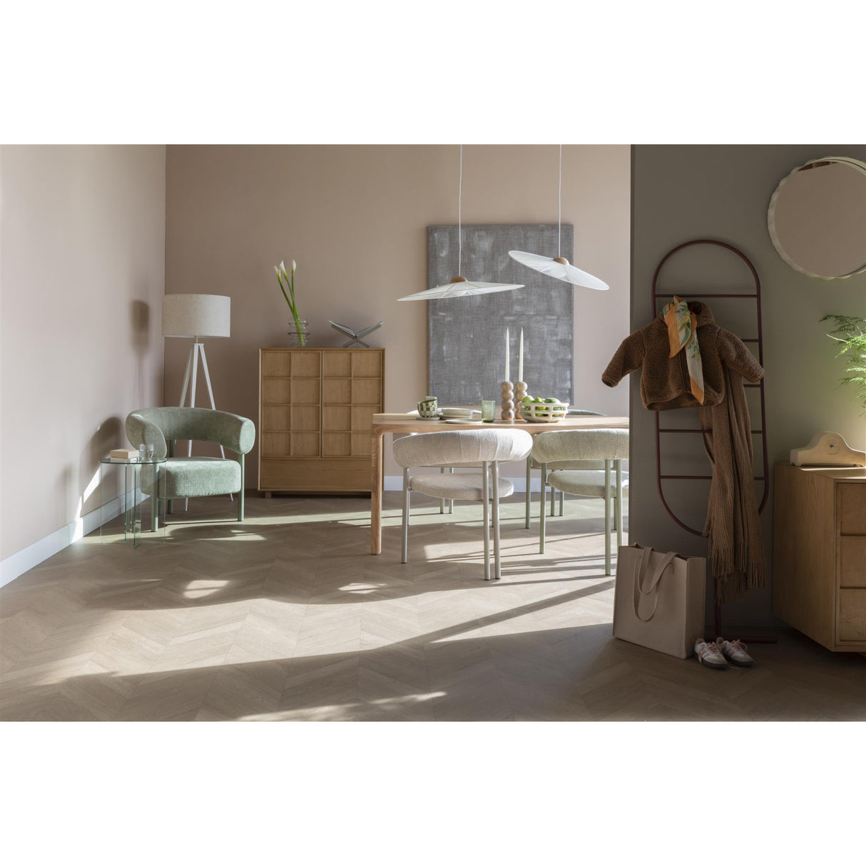   Modern European furniture - Beige Curved Dining Armchairs (2) - www.oroa.com | Oroa.com