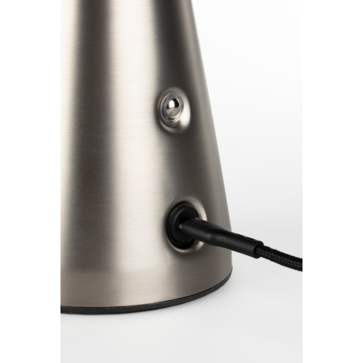   Steel Base Cordless Table Lamp | Oroa.com