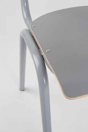 Steel-Framed Stackable Chairs (4) | Zuiver Back To School | Oroa.com