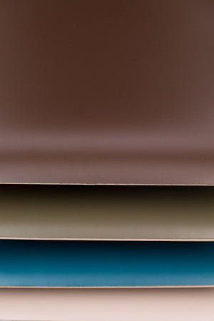 Steel-Framed Stackable Chairs (4) | Zuiver Back To School | Oroa.com