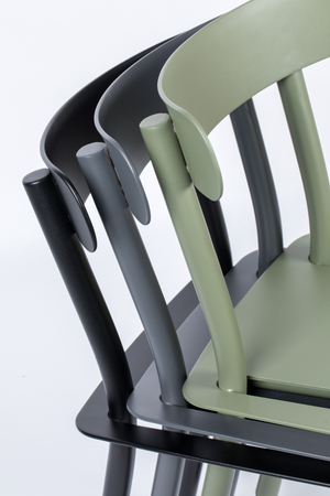 Black Dining Chairs (2) | Zuiver Friday | OROA.com