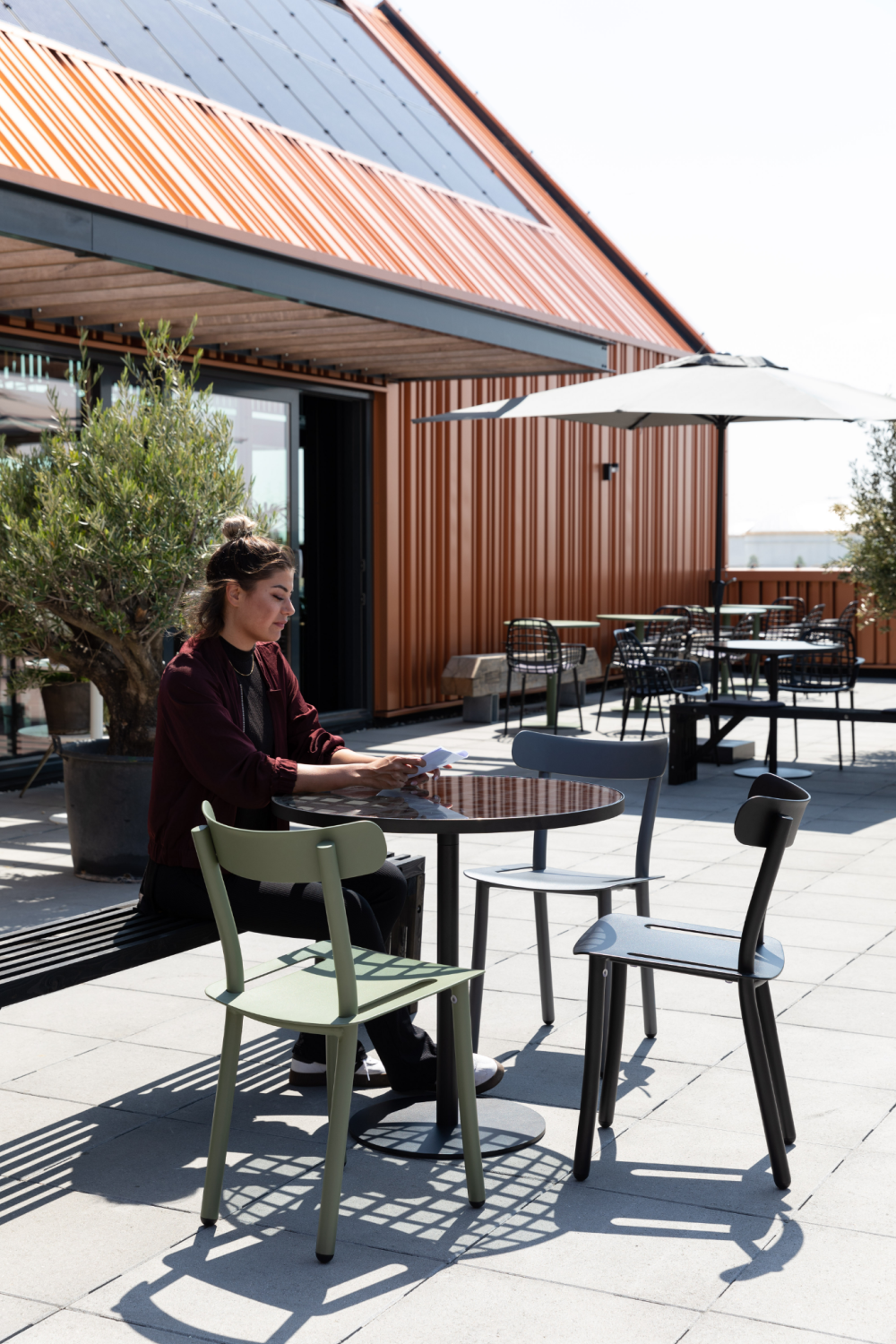 Green Dining Chairs (2) | Zuiver Friday | OROA.com