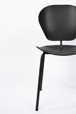 Minimalist Molded Dining Chair (2) | Zuiver The Ocean | OROA.com