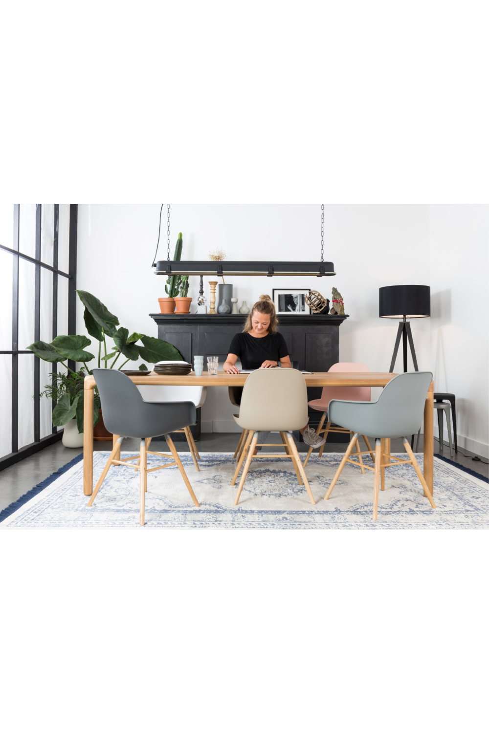 Shell Dining Armchairs (2) | Zuiver Albert Kuip | Oroa.com