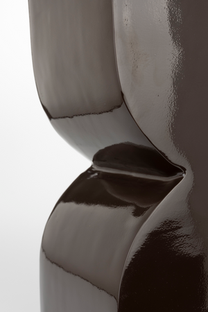 Hourglass Modern Stool | Zuiver Cones | OROA.com