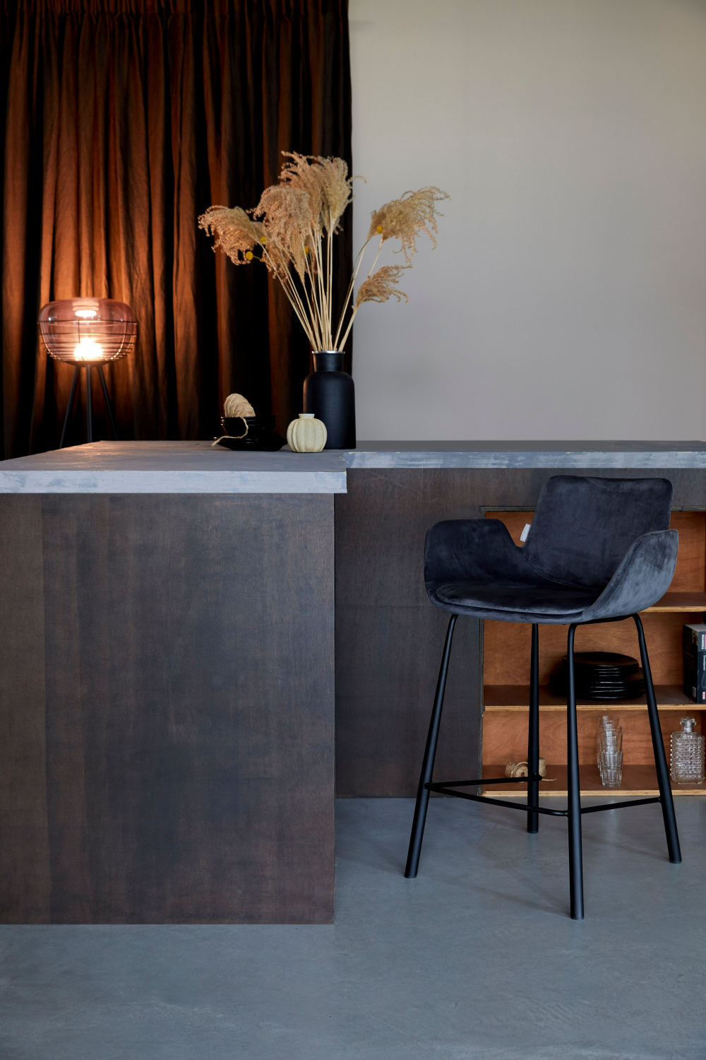 Velvet Upholstered Counter Stools (2) | Zuiver Brit | OROA.com