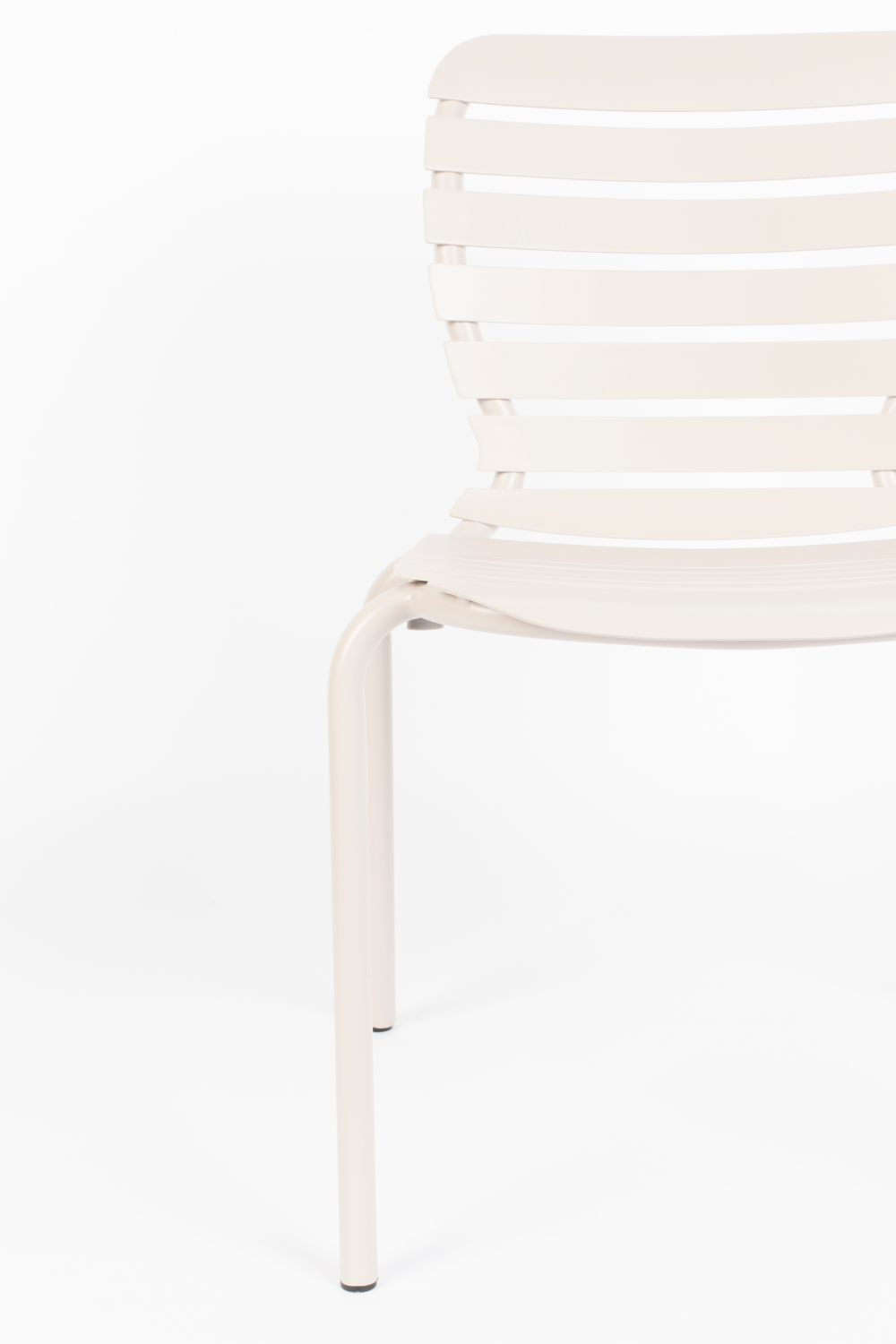 Slatted Metal Garden Chairs (2) | Zuiver Vondel | OROA.com