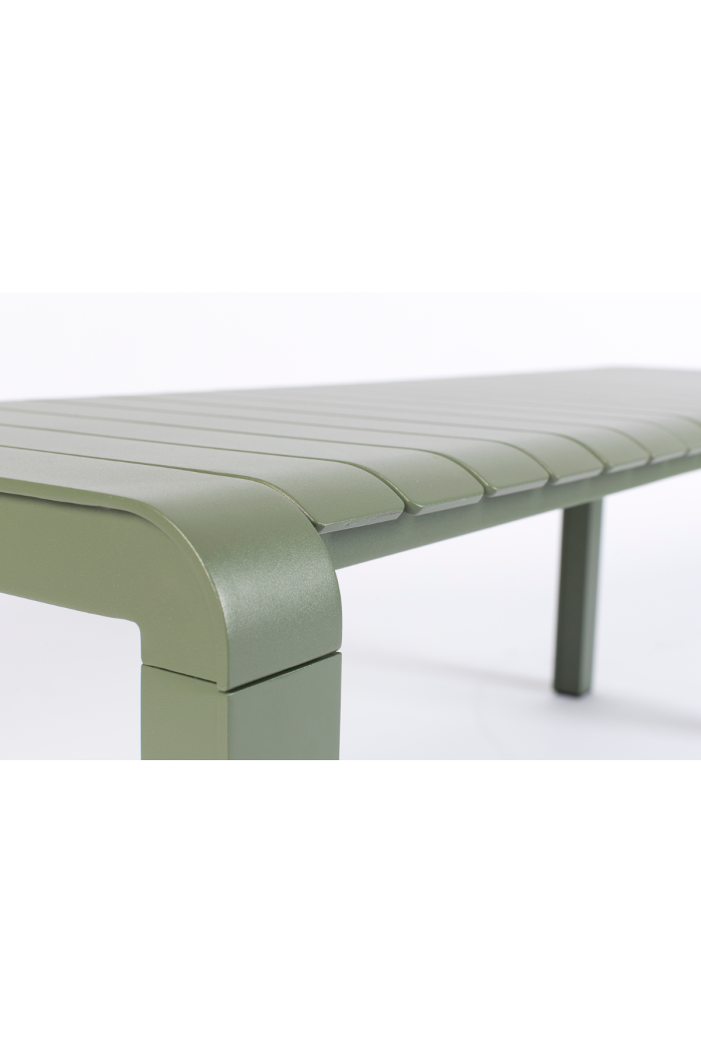 Aluminum Slatted Garden Bench | Zuiver Vondel | OROA.com