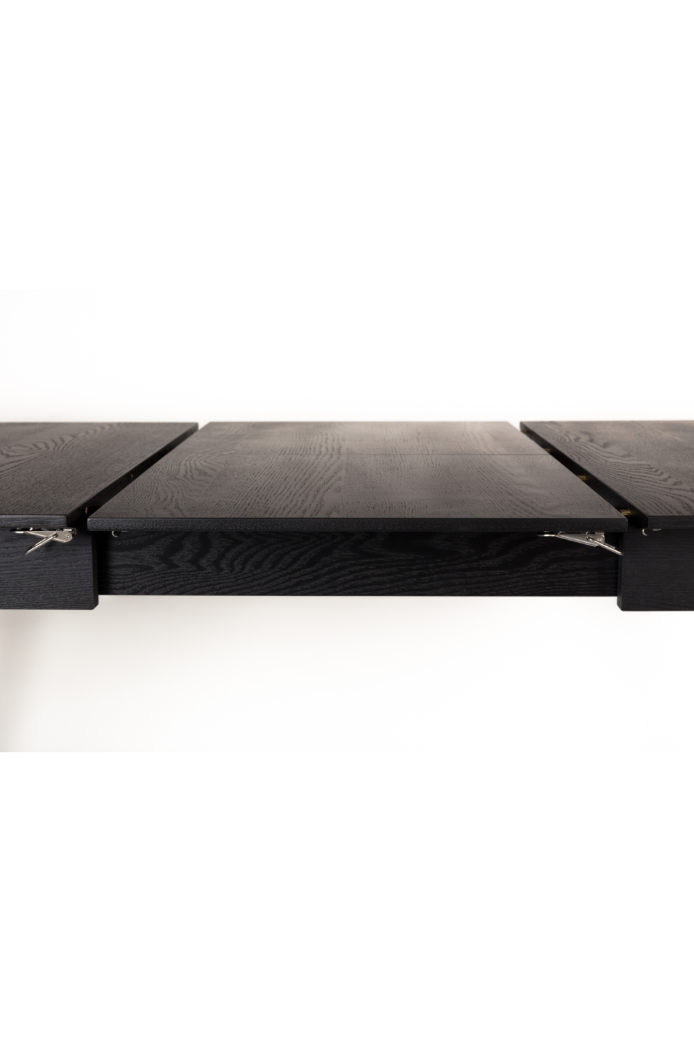 Walnut Extendable Dining Table | Zuiver Glimps | OROA.com