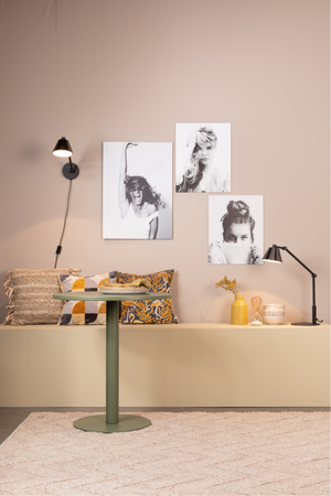 Round Pedestal Outdoor Bistro Table | Zuiver Metsu | Oroa.com