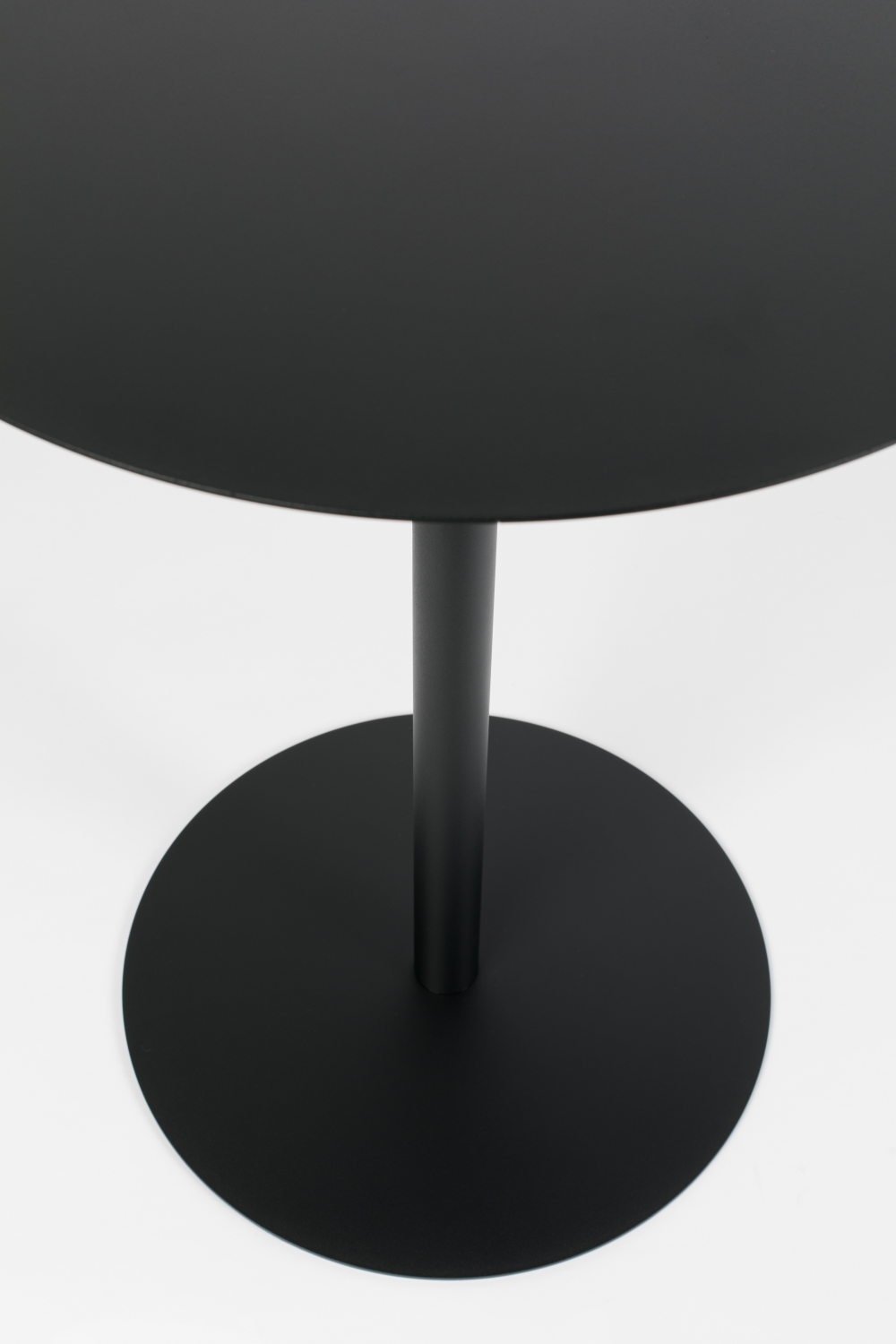 Black Pedestal Bistro Table | Zuiver Snow | OROA.com