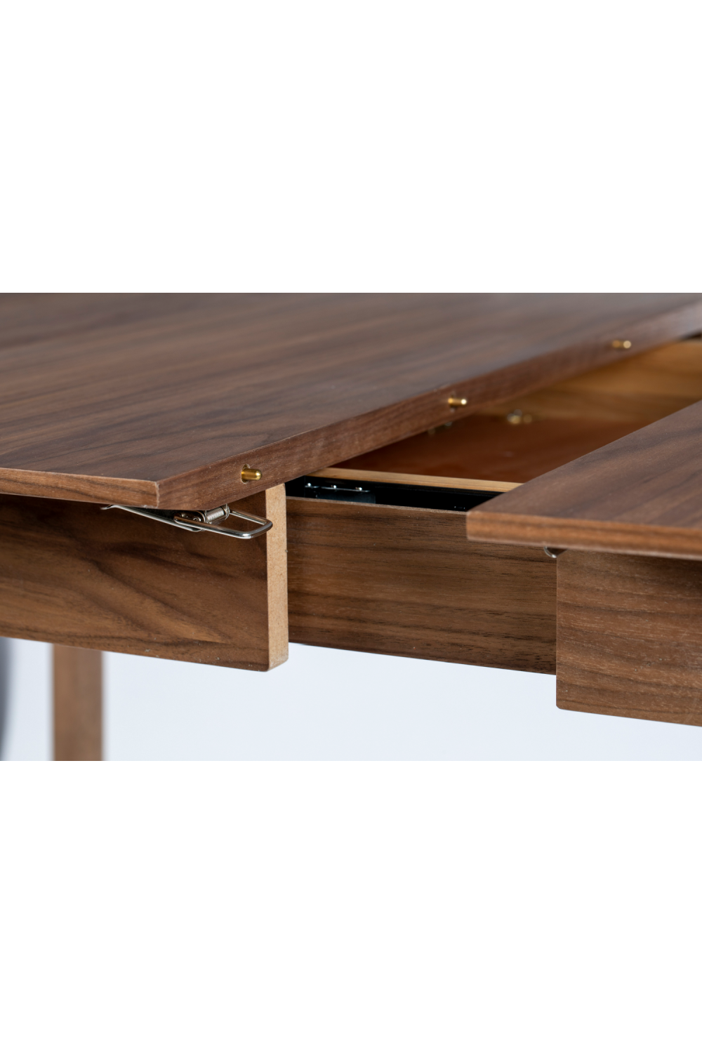 Walnut Extendable Dining Table | Zuiver Glimps | OROA.com