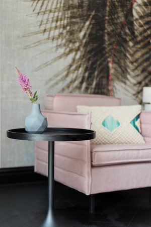 Black Trumpet Base End Table | Zuiver Jason | OROA.com