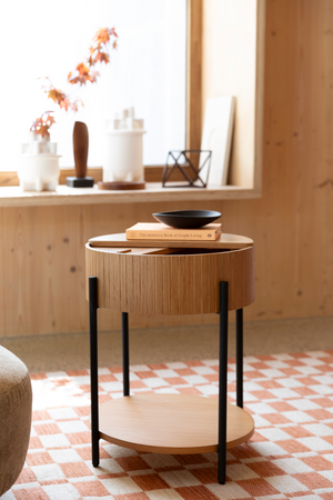 Round Oak Side Table | Zuiver Slides | OROA.com