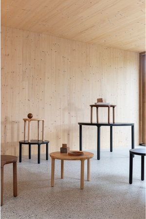 Round Wooden Coffee Table | Zuiver Storm | Oroa.com