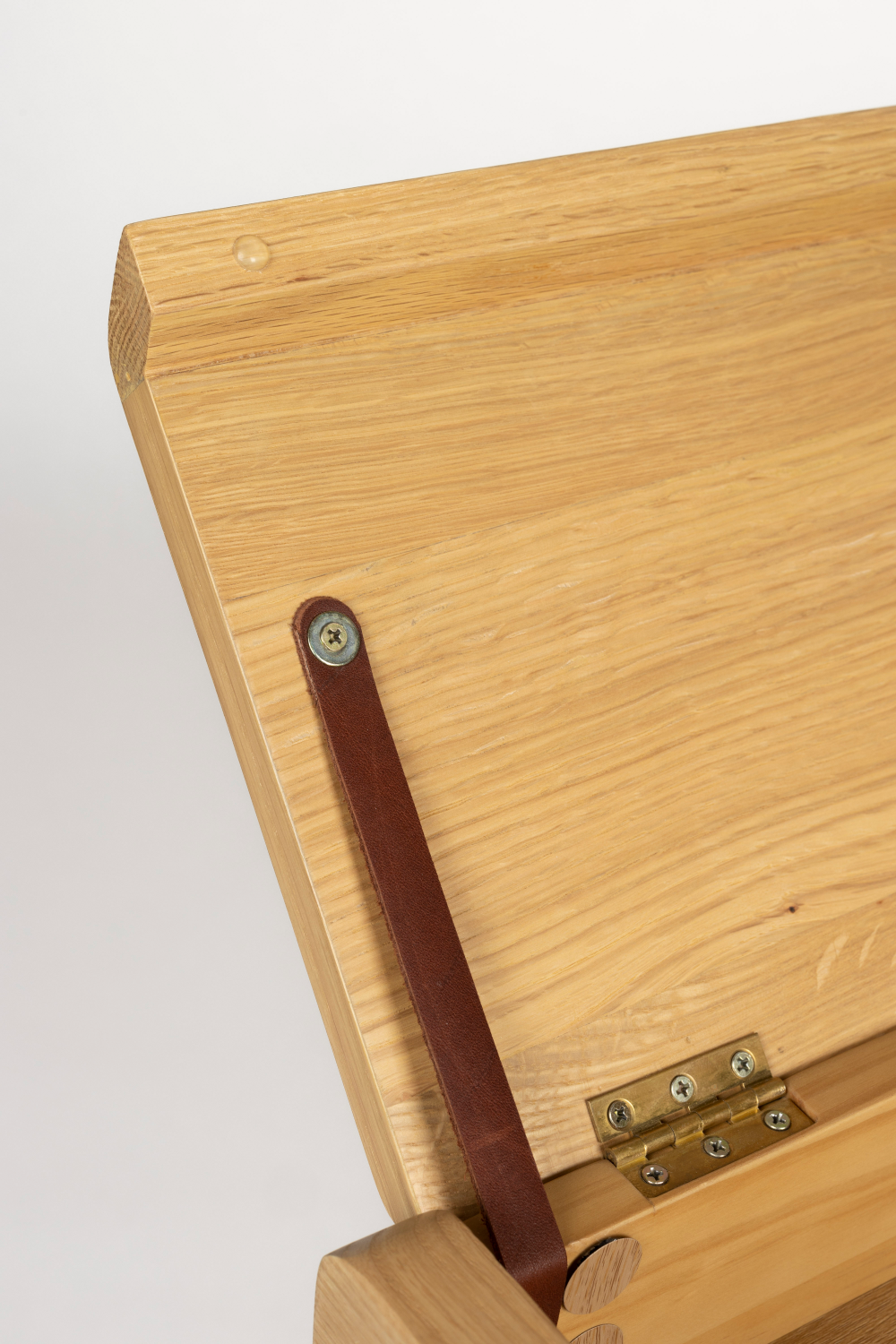 Oak Modern Desk | Zuiver Kaat | OROA.com