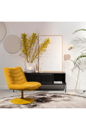 Upholstered Pedestal Lounge Chair | Zuiver Bubba | OROA.com