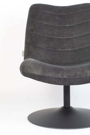 Upholstered Pedestal Lounge Chair | Zuiver Bubba | OROA.com
