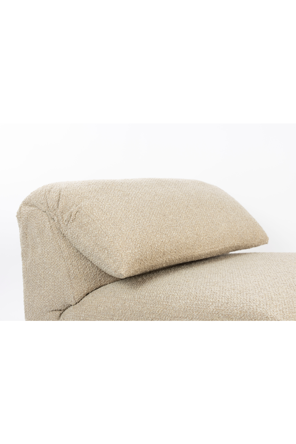 Modern Minimalist Love Seat | Zuiver Wings | Oroatrade.com