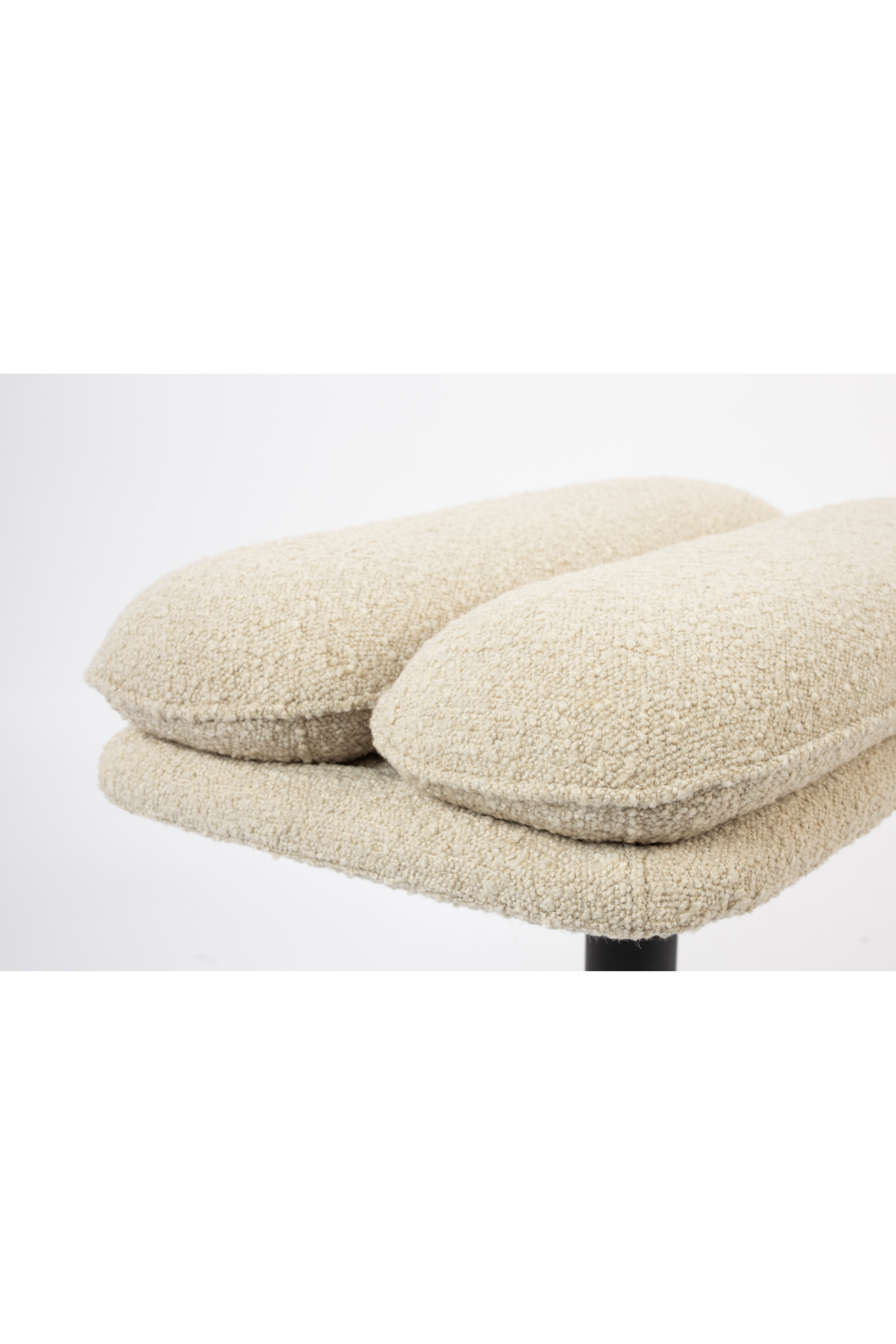 White Modern Stool | Zuiver Tyler | OROA.com